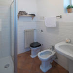 Villa Brunelli - appartamenti Riva del Garda - Lake Garda - Garda Trentino - Italy - two bathrooms